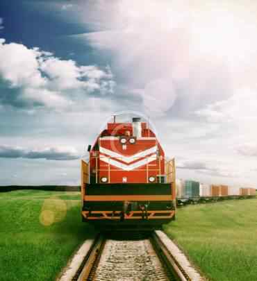 Why large deliveries are safer with trains?
